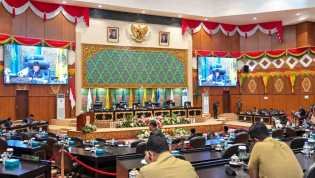 Di Rapat Paripurna, DPRD Riau Resmi Umumkan Pemberhentian Nalladia Ayu Rokan sebagai Ketua Fraksi Golkar
